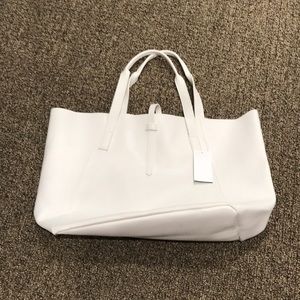 NWT Saks Fifth Avenue White Tote